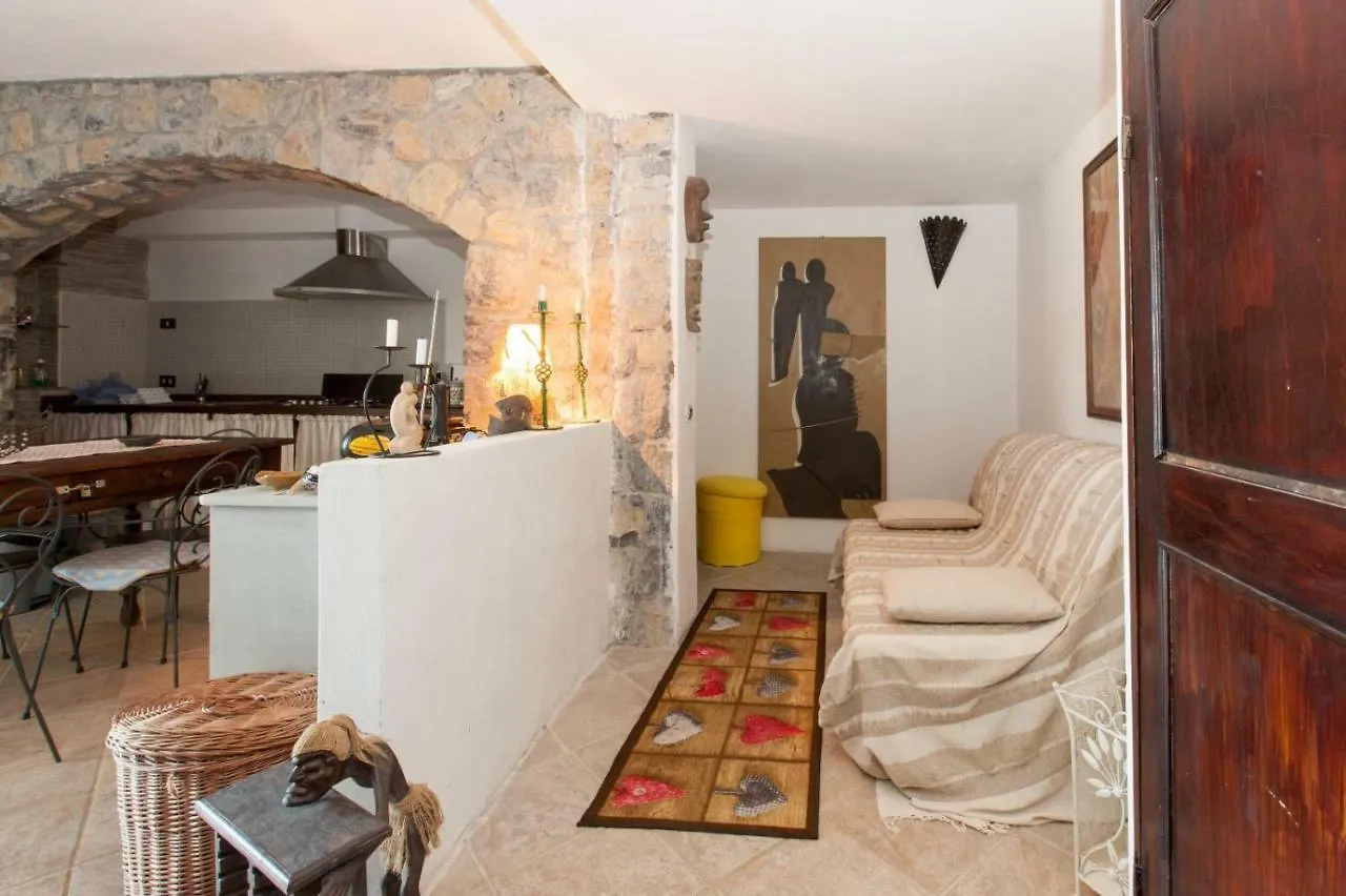 Maison Violet By Breathe Liguria Porto Venere 0*,