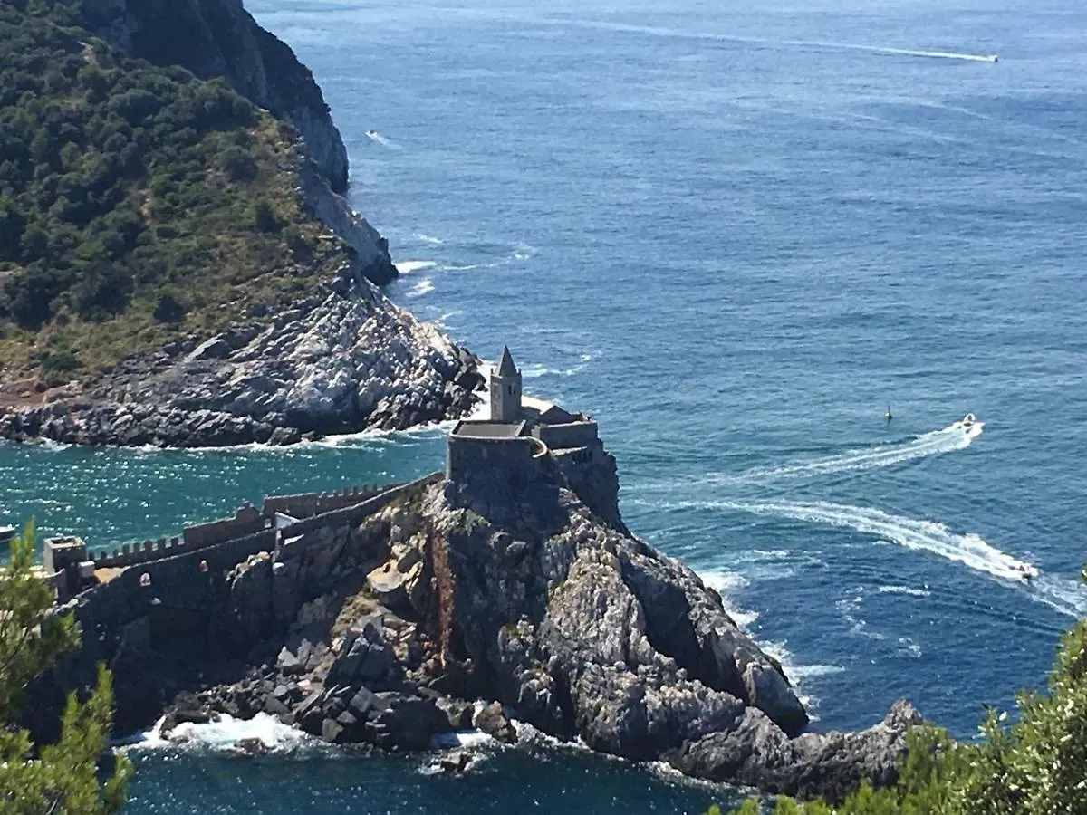 Maison Violet By Breathe Liguria Porto Venere 0*,  Italien